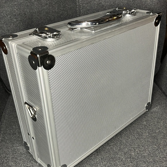 OPI nail polish suit case - Picture 5 of 9